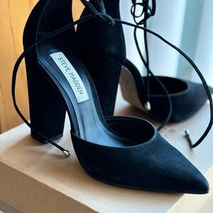 Steve Madden Women's Ankle Tie Point Toe Dress Pumps